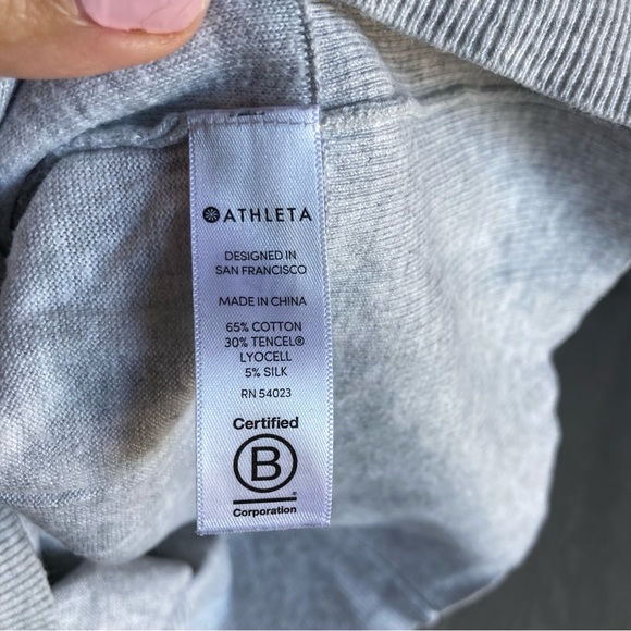 Athleta lightweight hoodie - Picture 4 of 6